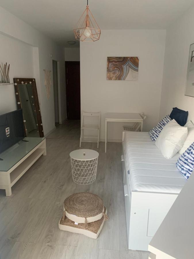 Acogedor Estudio En Primera Linea De Playa Benalmádena Dış mekan fotoğraf