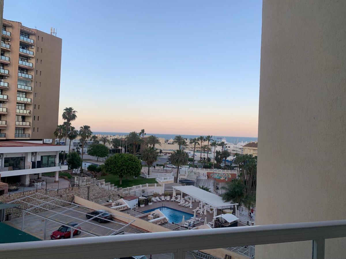 Acogedor Estudio En Primera Linea De Playa Benalmádena Dış mekan fotoğraf